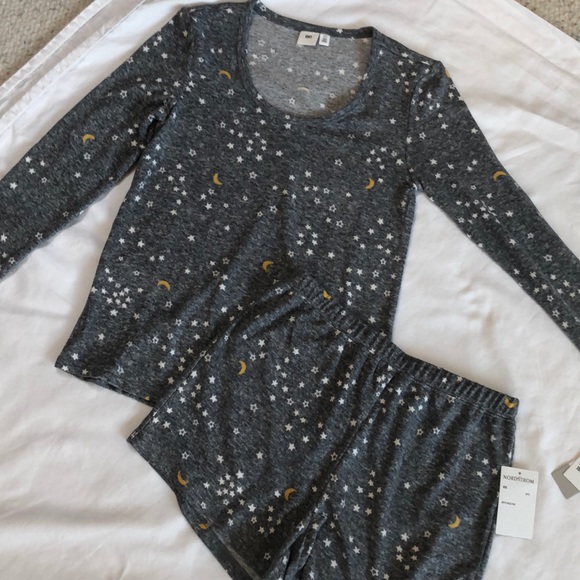 Nordstrom Other - Cuddle Me Soft Short Pajamas-NWT & box